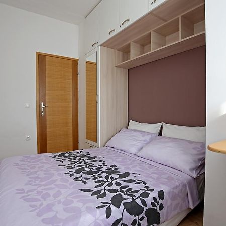 Apartment Sara Zara Esterno foto